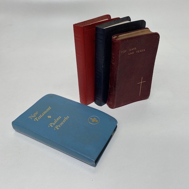 BOOK, Bible or Psalm - Pocket Size